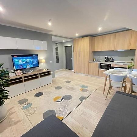 Premium Appartment In Onesti Exterior foto